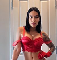 Annie Fox - puta in Dubai