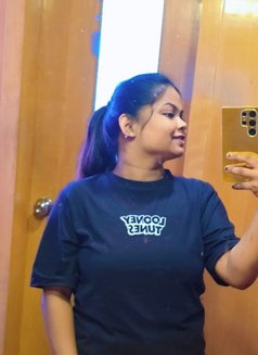 Indipendent ( annie) - puta in Bangalore Photo 6 of 7