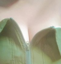 Annie - escort in Mumbai