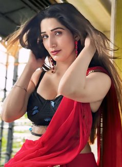 Annie - puta in Pune Photo 5 of 8