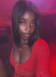 Annie Jessy - Masajista in Lagos, Nigeria Photo 3 of 5