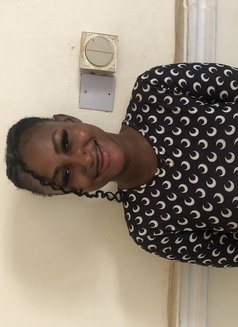 Annie - escort in Lagos, Nigeria Photo 1 of 1