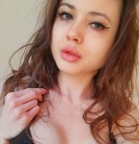 Annie - escort in Dubai