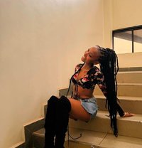 Annie - escort in Gurgaon Photo 1 of 6