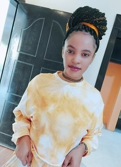 Annie - escort in Riyadh Photo 5 of 6