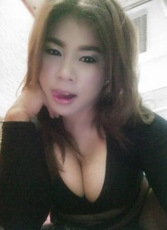 Annie - escort in Bangkok Photo 13 of 14