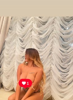 Annie - puta in Phuket Photo 13 of 16