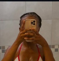 Annieluv - puta in Beijing