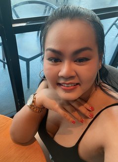 Anniie - masseuse in Pattaya Photo 2 of 6