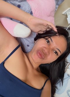 Annisa - escort in Kochi Photo 3 of 5