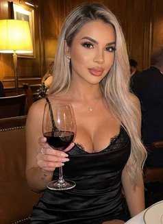 Annissia - escort in London Photo 1 of 5