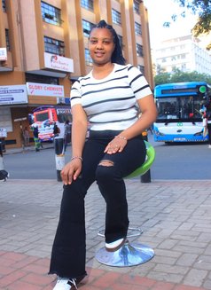 Annita - puta in Nairobi Photo 2 of 2