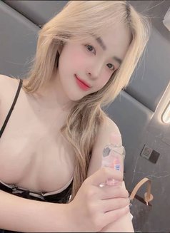 Annna - escort in Doha Photo 1 of 5