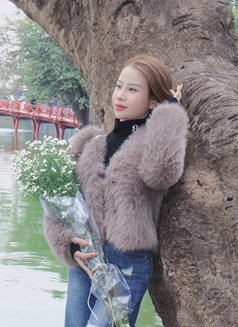 Ânnow - escort in Hanoi Photo 3 of 3