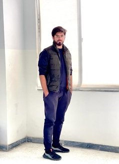 Anns - Acompañantes masculino in Paris Photo 3 of 4