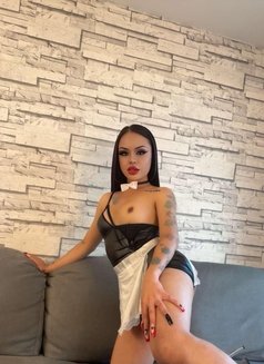 Anntonia Big & Cum Top6%Onlyfans Model - Transsexual escort in Singapore Photo 9 of 17