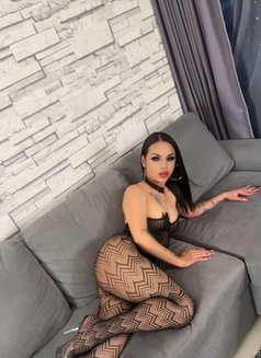 Anntonia Big & Cum Top6%Onlyfans Model - Transsexual escort in Singapore Photo 12 of 17