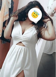 Annu Comming for🫦 Real meet cam show - escort in Mumbai Photo 2 of 4