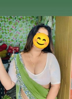 Annu Comming for🫦 Real meet cam show - escort in Bangalore Photo 5 of 6