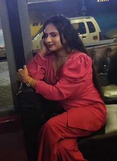 Annu From India - escort in Muscat Photo 3 of 4