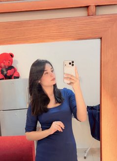 Annu GFE - puta in Dubai Photo 2 of 6