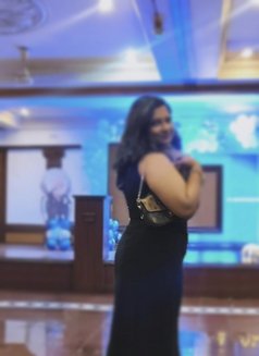 Annu real meet ya cam available - escort in Candolim, Goa Photo 3 of 3