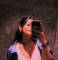 Anusika real meet & cam show - escort in Bangalore Photo 2 of 4