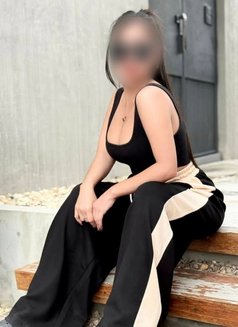 Annu - puta in Phuket Photo 2 of 3