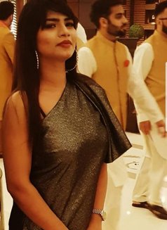 Annu Indian Model - escort in Dubai Photo 2 of 5