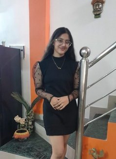 Annu Kumari - puta in Rajkot Photo 2 of 2