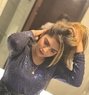 Annu - puta in Dubai Photo 1 of 6