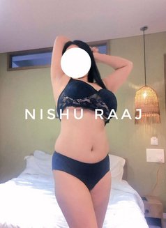 NISHU - escort in Noida Photo 6 of 16