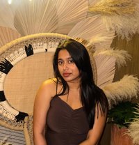 Anny - escort in Chennai Photo 1 of 3