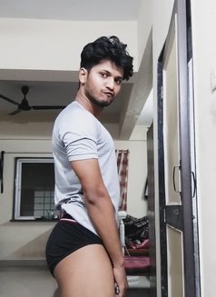 Anny - Acompañantes masculino in Pune Photo 5 of 7