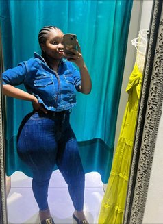 Anny - puta in Guangzhou Photo 6 of 6