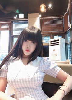 Anny - escort in Bangkok Photo 2 of 3
