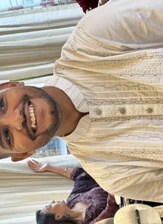 Anonymous - Acompañantes masculino in Dhaka Photo 5 of 6