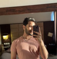 Anonymous - Male escort in Riyadh