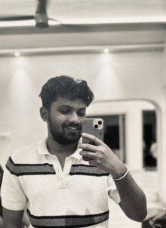 Anoop - Male escort in Bangalore Photo 5 of 6