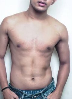 Anoop Menon - Male escort in Kochi Photo 3 of 4