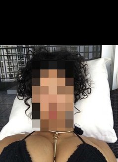 Anouska - escort in Colombo Photo 2 of 3