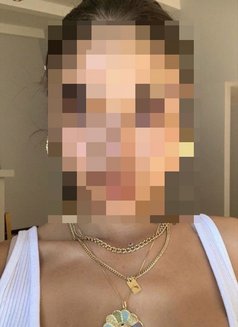Anouska - escort in Colombo Photo 3 of 3