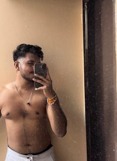 Ansh - Acompañantes masculino in Indore Photo 2 of 2