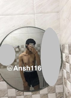 Ansh - Intérprete masculino de adultos in New Delhi Photo 3 of 4