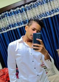 Ansh - Male escort in New Delhi Photo 1 of 6