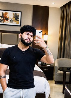 Ansh Sharma - Male escort in Hyderabad Photo 2 of 4