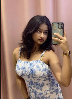 Anshi Tiwari Mumbai Escort Service - escort agency in Mumbai Photo 9 of 17