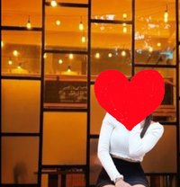 Anshika - escort in Noida