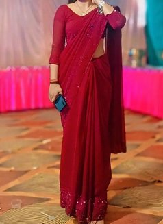 Anshika From Noida - escort in Noida Photo 3 of 6