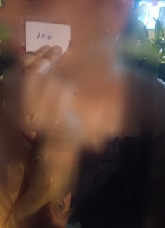 Anshika Hi Profile Model Escorts - puta in Mumbai Photo 2 of 6